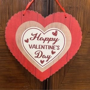 ♥️🆕♥️ Heart Shaped Hanging Sign Happy Valentine’s Day Wall Decor